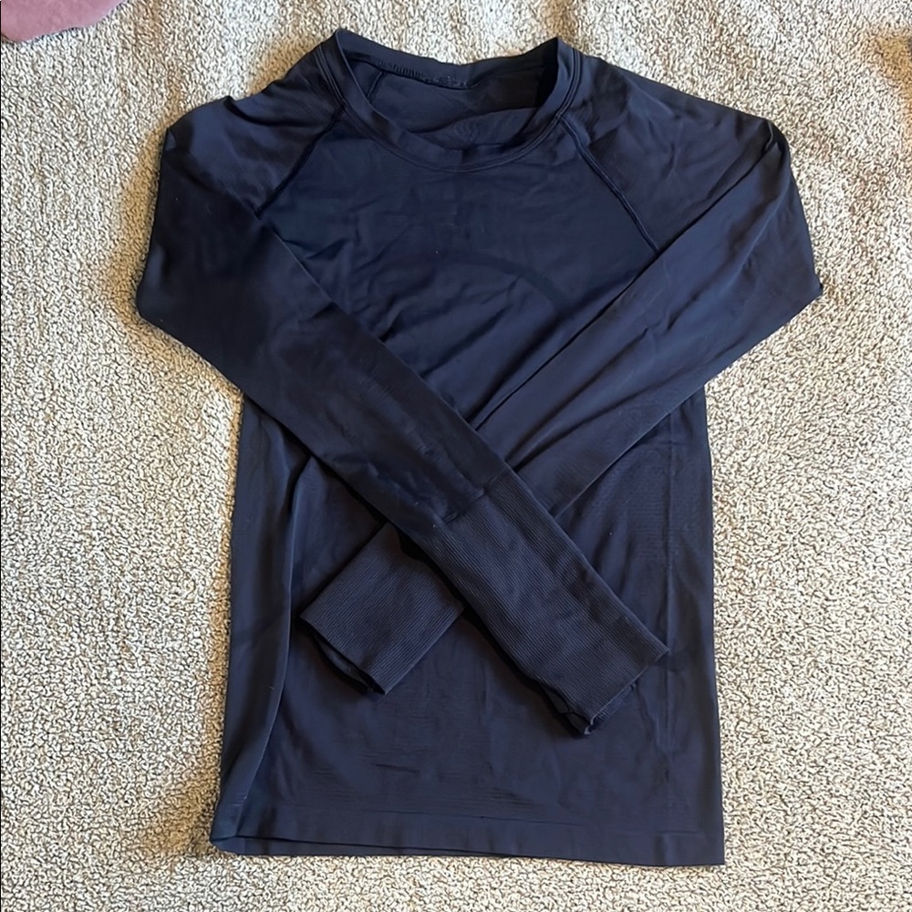 Lululemon Athletica Black Long Sleeve Tee